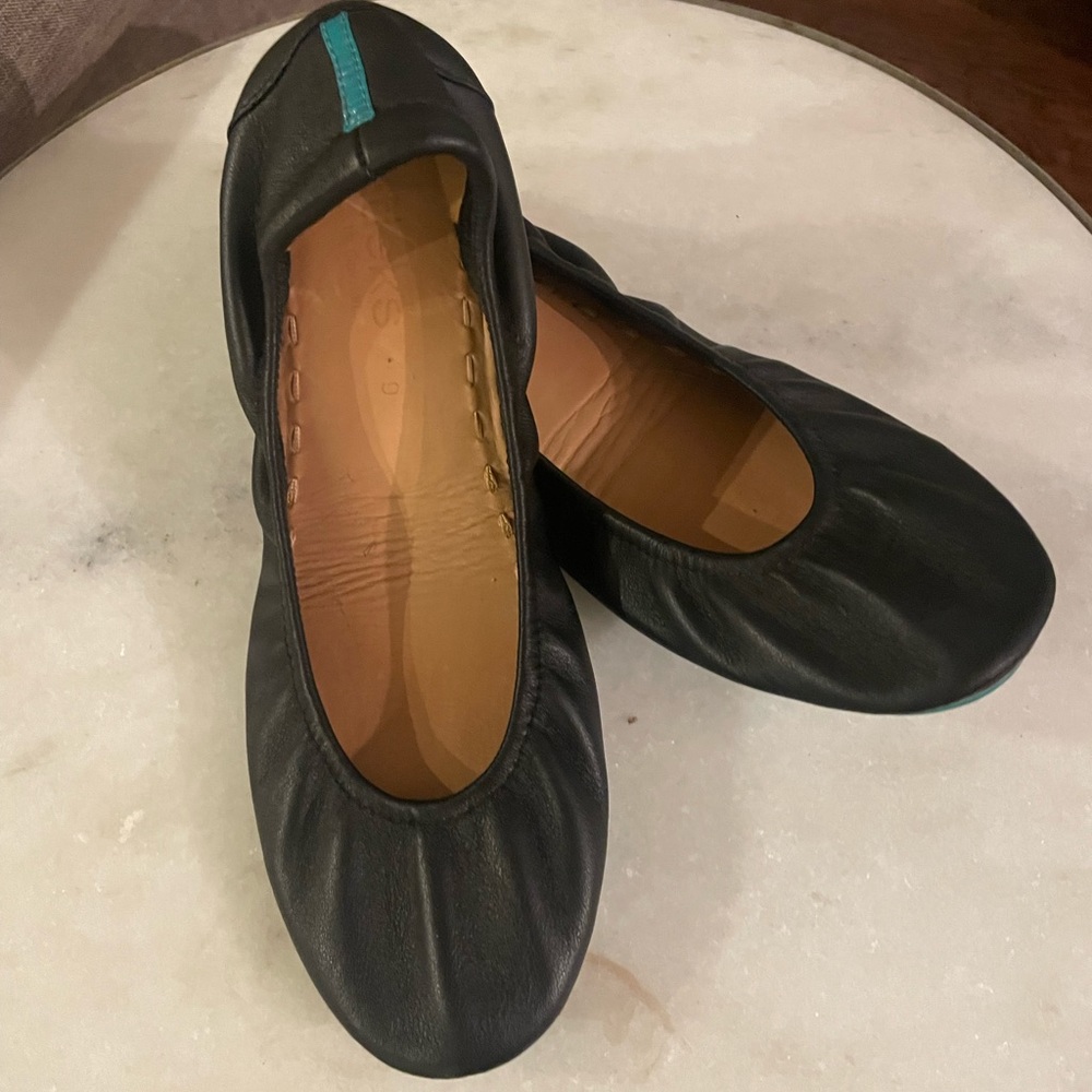 Black Tieks Size 9